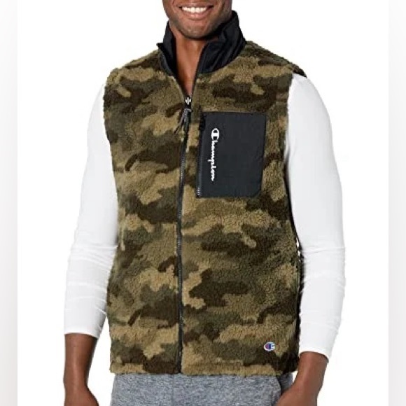 Champion Other - Champion Reversible Vest w/Military Print Fleece Upper and Black Nylon Internal